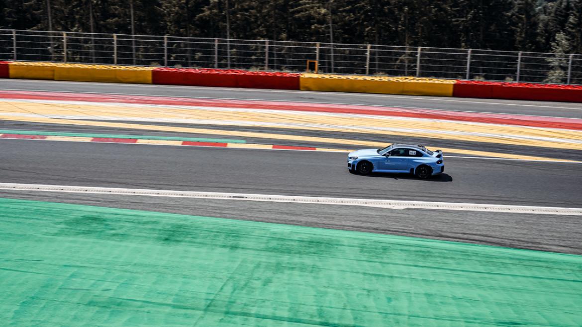 BMW on circuit 4