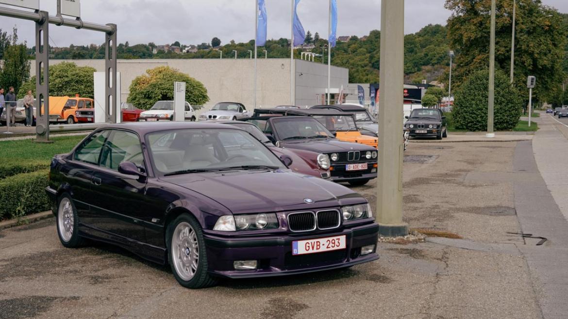 M3 aubergine