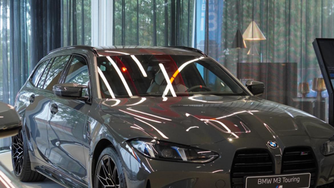 Espace BMW M dans le showroom BMW Bortolin