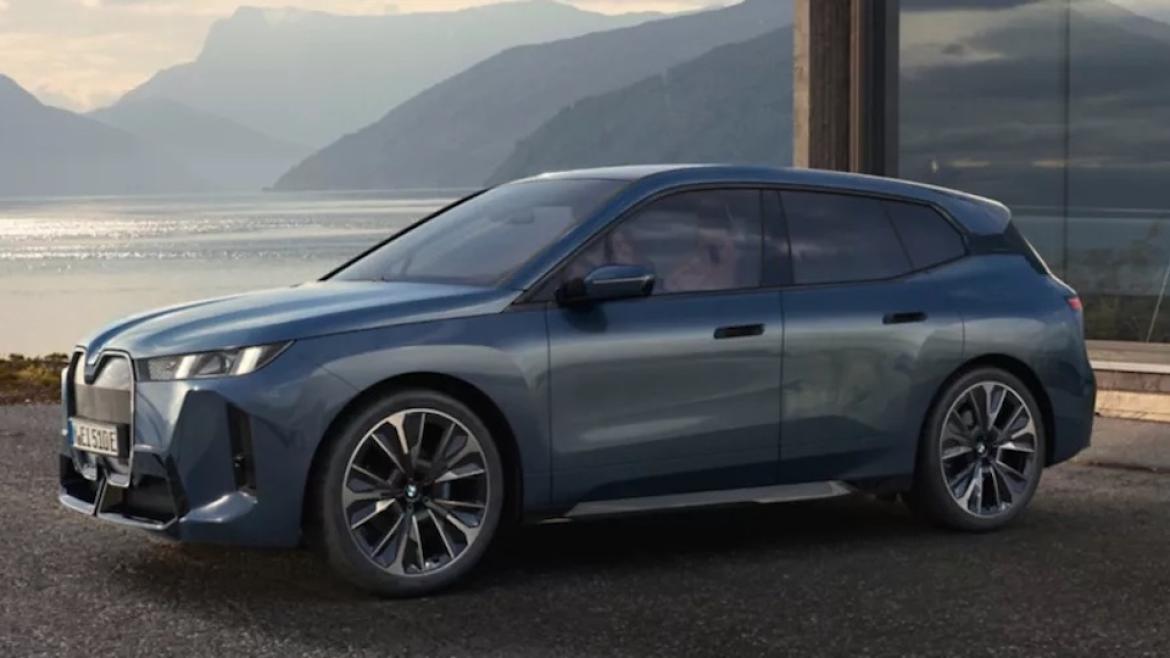 THE NEW iX.